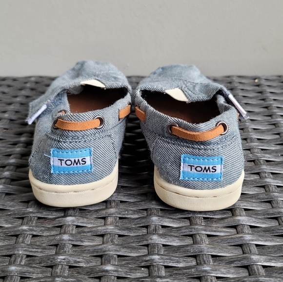 Toms Deck Shoes Blue Denim Nautical Boat Loafer Moccasins Size 8 - Picture 4 of 8